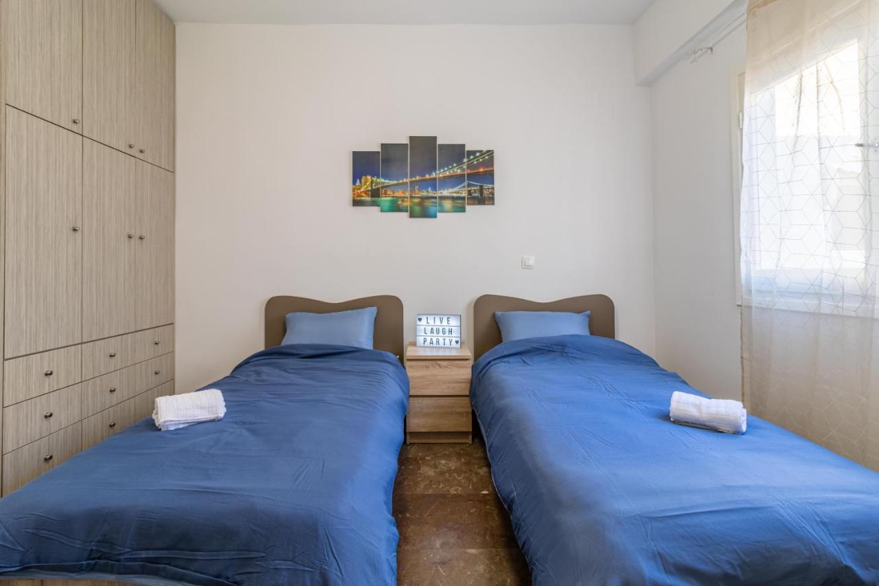 Korinthos Downtown Apartment Екстериор снимка